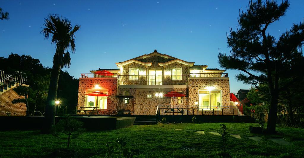 Jeju Olleh House Villa Eksteriør billede