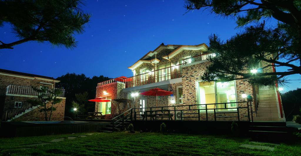 Jeju Olleh House Villa Eksteriør billede